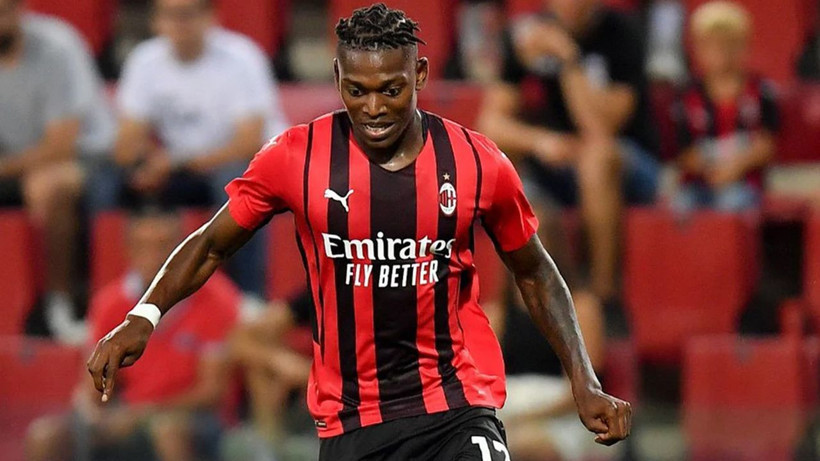 Galatasaray ve Fenerbahçe'nin Leao yarışında sürpriz gelişme: Ezeli rakiplerden biri öne geçti - Resim: 2