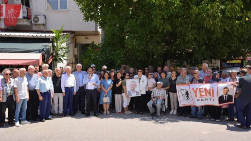 Uşak Banaz'da CHP'den toplu istifa edenler Yeni Parti’ye katıldı - Resim : 1