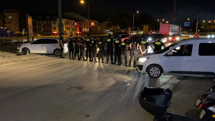 Düğünde oyun havası kavgası: Ortalık savaş alanına döndü - Resim: 3