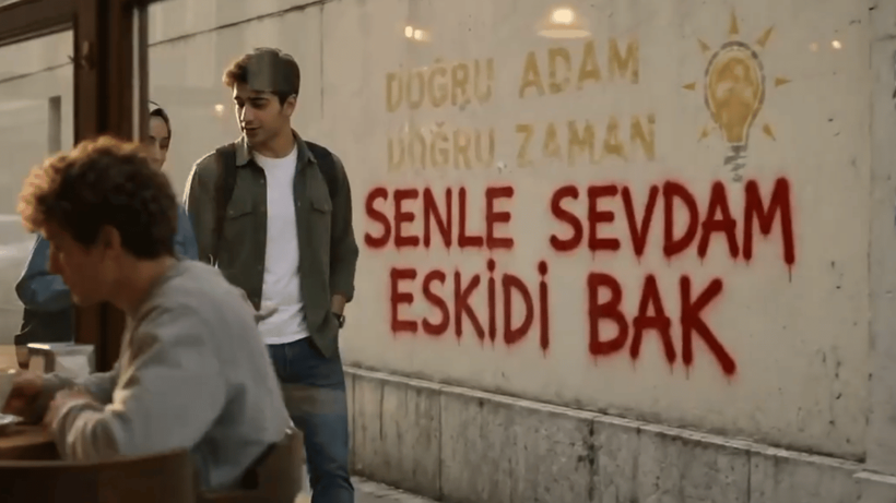 Yeni aşk geliyor, yeni aşk: 'YENİ Parti'nin yeni klibi mi?' dendi sosyal medyada beğeni yağdı - Resim: 7