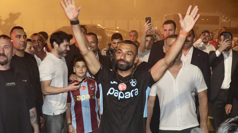 Salah'ın maaşı belli oldu: Trabzonspor transferin maliyetini KAP'a bildirdi - Resim : 2