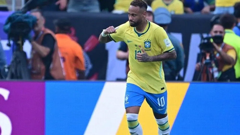 Futbolda tüm zamanların en zenginleri belli oldu: Salah da listede - Resim: 17