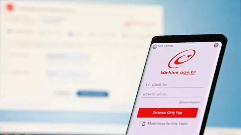 Telefonunuza gelen bu mesaja dikkat: Tek tıkla şifrenizi ele geçiriyorlar - Resim: 7