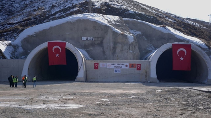 Erzurum-Rize arası 52 kilometre kısalıyor: Dev tünelde çalışmalar hızlandı - Resim: 2