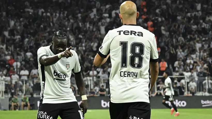 Beşiktaş'ın Çek yıldızı Cerny, Çekya'yı salladı... "İronik" diyerek manşetten verdiler - Resim: 2
