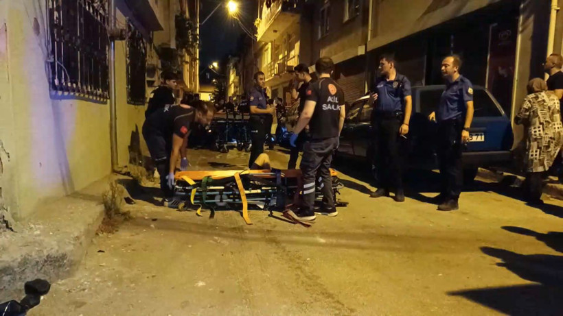 Çarpışmanın şiddetiyle yola savruldular: Kavga ihbarına giden Yunus timi kaza yaptı: 2'si polis 4 yaralı - Resim: 9