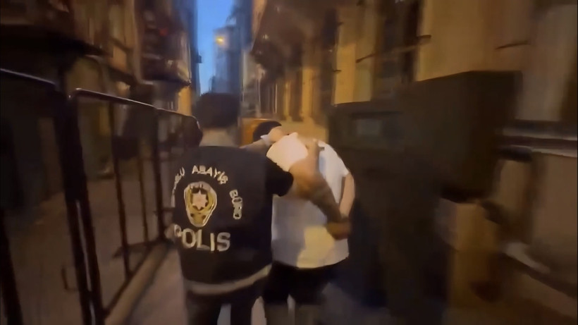 Maskeli saldırganın kaçış oyunu bitti: Marketi kurşunlamıştı - Resim : 1