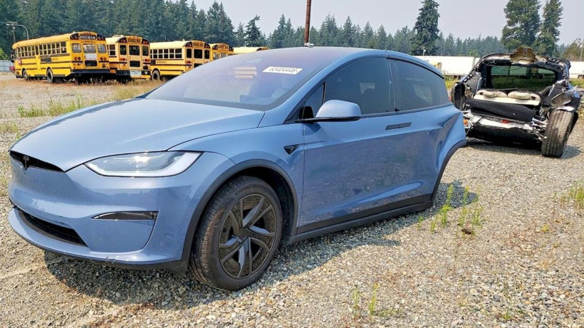Kazada iyiye ayrılan Tesla'ya binlerce dolarlık teklif - Resim: 4
