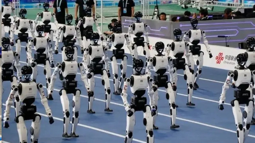 İnsansı robotlar tarihin en hızlı atletinin rekorunu kırdı - Resim: 7