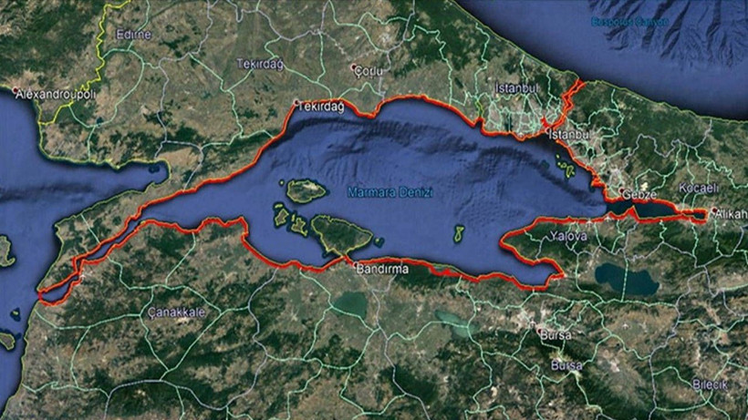 Marmara depremiyle ilgili ezber bozan açıklama: Altımızdan yavaş yavaş kayıyor - Resim: 1