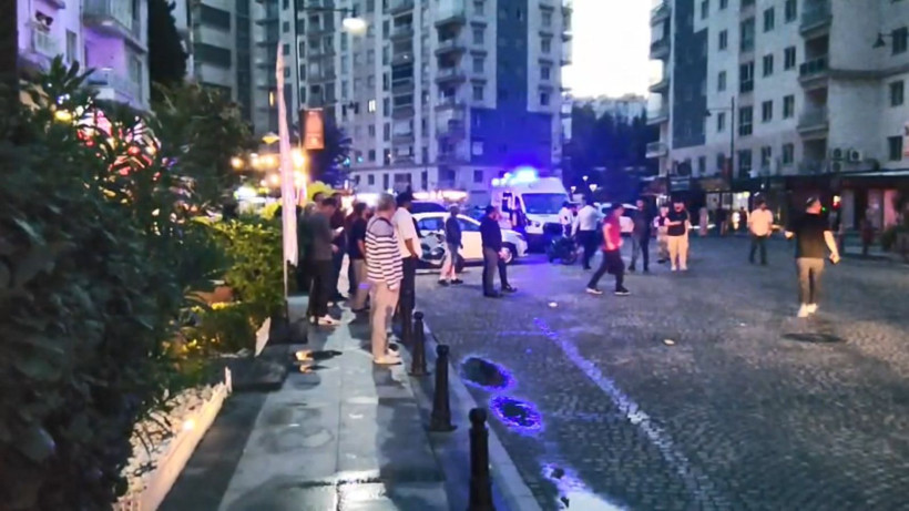Esenyurt’ta alevler binayı sarmaşık gibi sardı! - Resim: 5