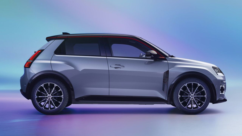 Renault 5 E-Tech modelinde radikal değişim: Sürücüleri şaşırtan yeni dönem başlıyor - Resim: 12