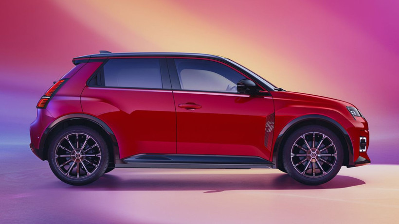 Renault 5 E-Tech modelinde radikal değişim: Sürücüleri şaşırtan yeni dönem başlıyor - Resim: 2