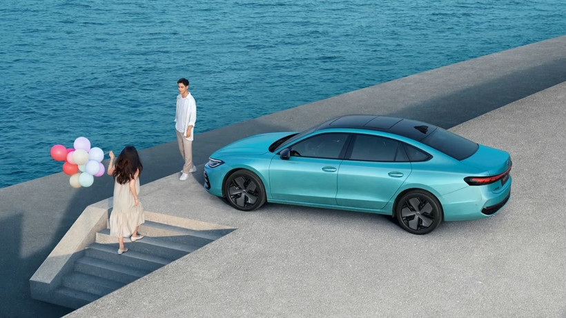 Yeni sedan görücüye çıktı: Ömür boyu motor garantisi detayı dikkat çekti - Resim: 6