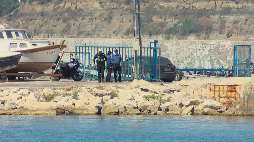 Silivri açıklarında nefesler tutuldu: Acı ve umut bir arada: Vali Gül çalışmaları inceledi - Resim: 9