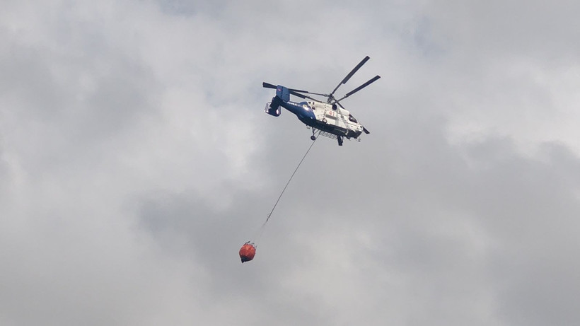 İstanbul’da yangın: Karadan ulaşım yok: Helikopterler peş peşe havalandı - Resim: 5