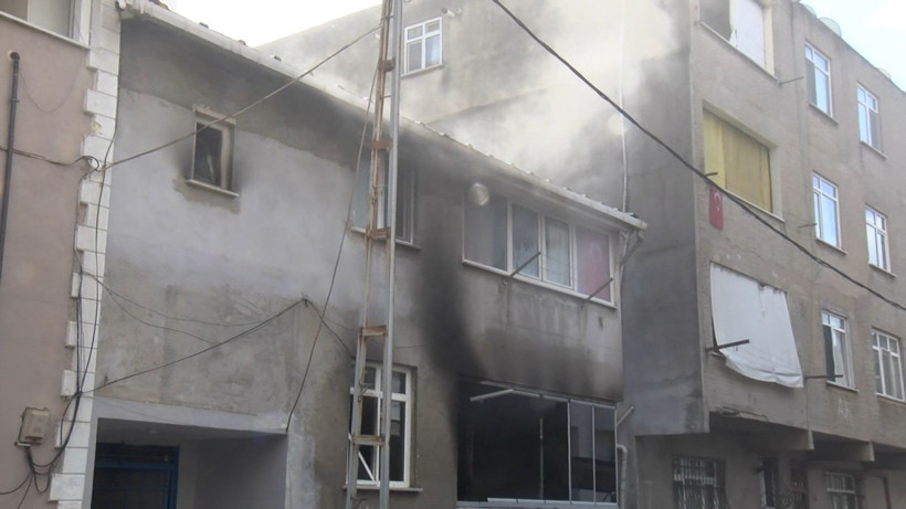 Kartal'da alevler binayı sardı: Dumanlar arasında can pazarı - Resim: 9