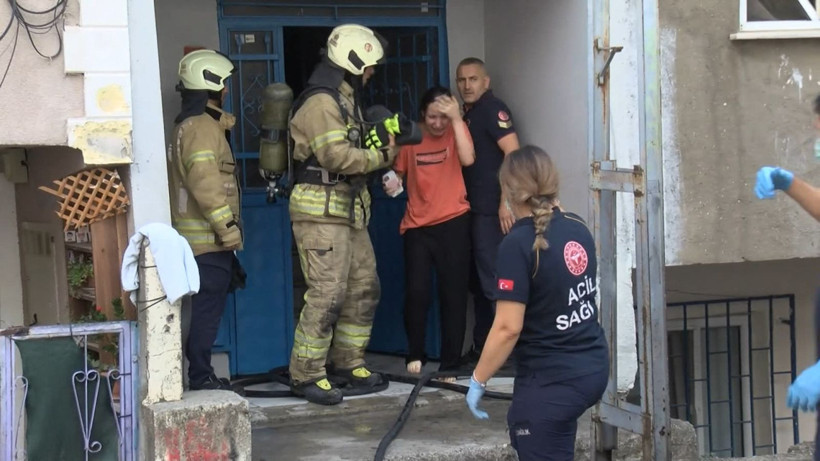 Kartal'da alevler binayı sardı: Dumanlar arasında can pazarı - Resim: 2