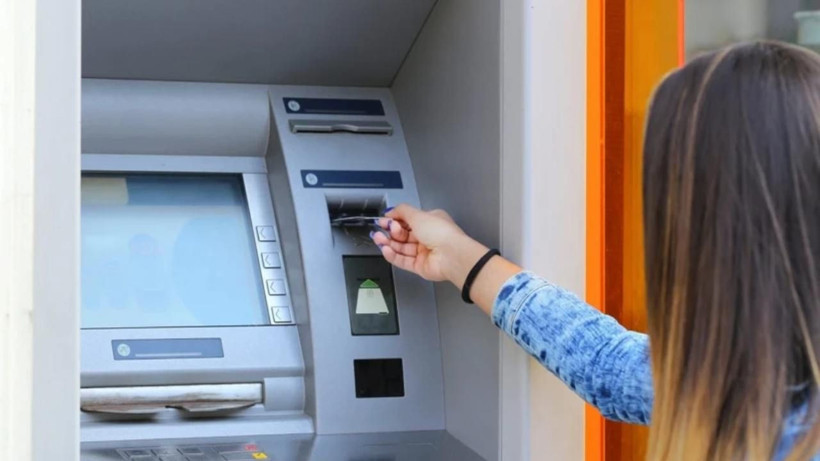140 lira çekecekti, hayatı değişti: ATM’deki açıkla servet sahibi oldu - Resim: 7