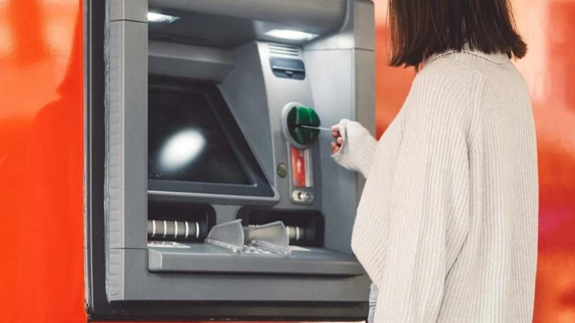 140 lira çekecekti, hayatı değişti: ATM’deki açıkla servet sahibi oldu - Resim: 9
