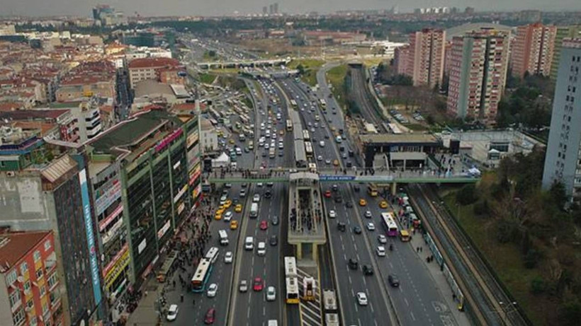 İstanbul'da trafik kilitlendi (15 Eylül 2026) - Resim: 6
