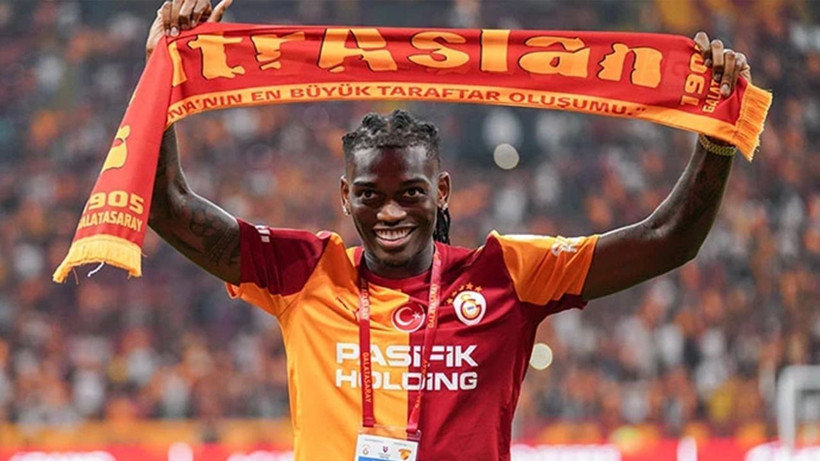 Dursun Özbek'ten taraftara transfer yanıtı: '50 milyon Euro fark var' - Resim: 4