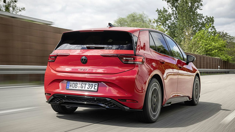 Volkswagen ID.3 GTI tanıtıldı: Tarihin en güçlü GTI'ı artık arkadan itişli - Resim: 7