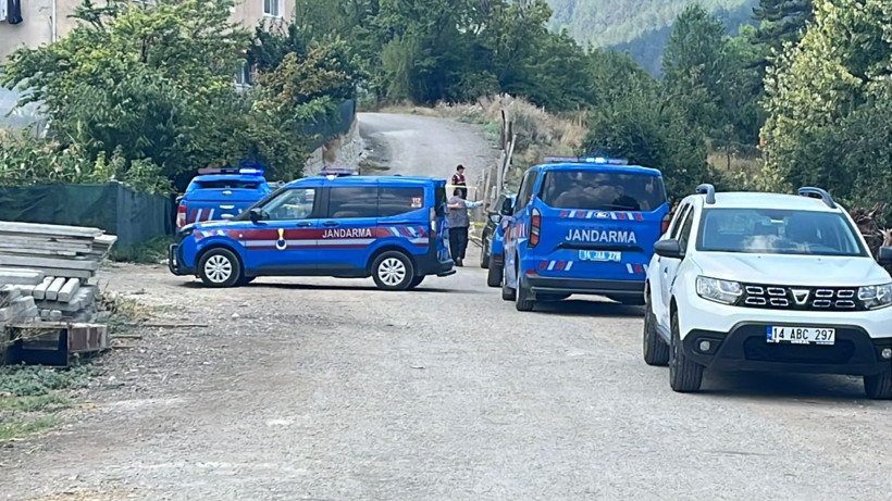 Kaçacak yeri kalmadı: Jandarma evin etrafını kuşattı: Bolu’daki çifte cinayetin sanığı yakalandı - Resim: 6