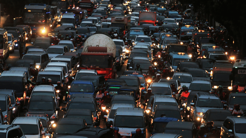 İstanbul’da trafik haritası kırmızıya döndü: İşte kilitlenen noktalar - Resim: 6