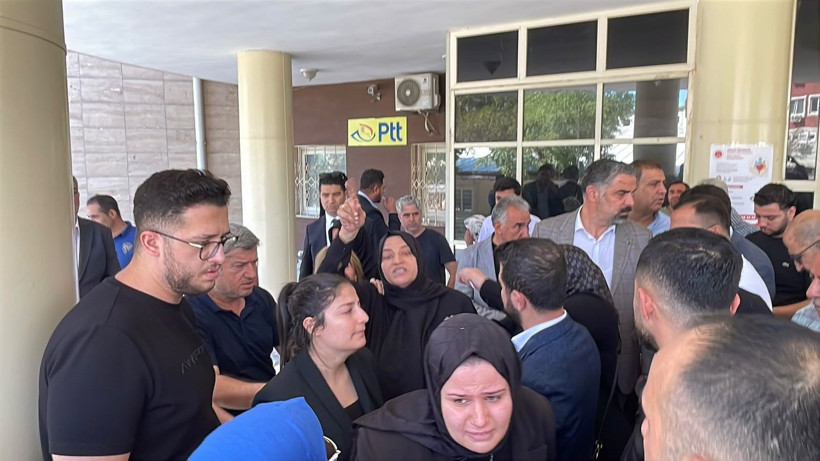 12 barlık yıkım: Evlat acısı bir anneyi yere serdi - Resim: 7