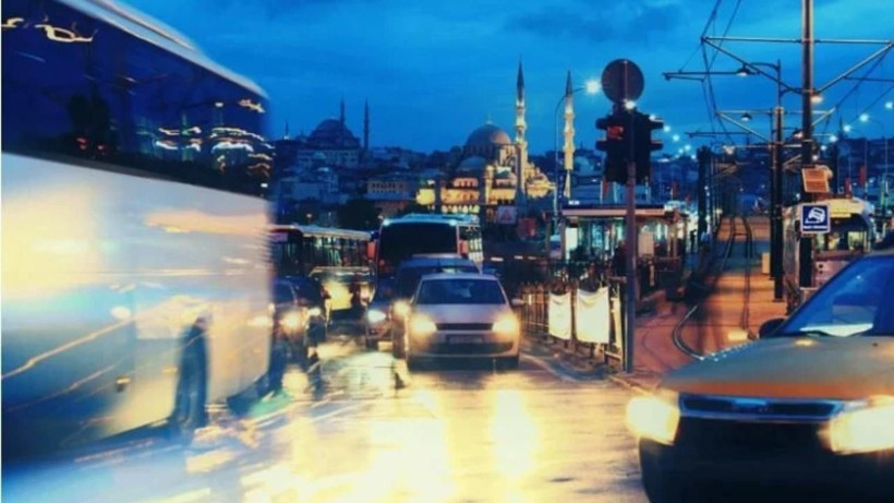 İstanbul’da trafik çilesi: Harita kırmızıya döndü (24 Eylül Perşembe) - Resim: 3