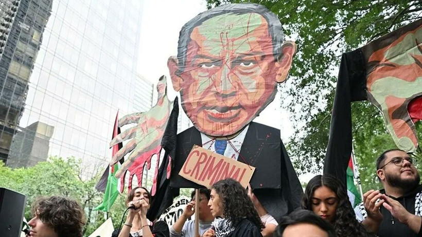 New York'ta Netanyahu protestosu: Binlerce karşıt caddeleri kapattı - Resim: 27