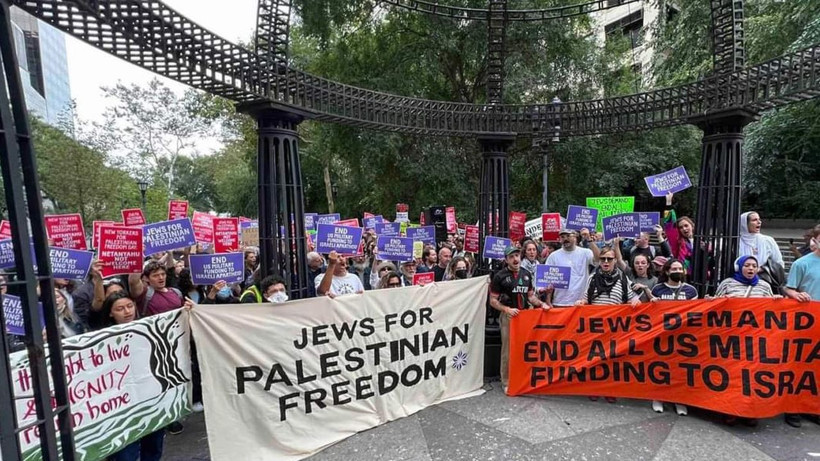 New York'ta Netanyahu protestosu: Binlerce karşıt caddeleri kapattı - Resim: 6