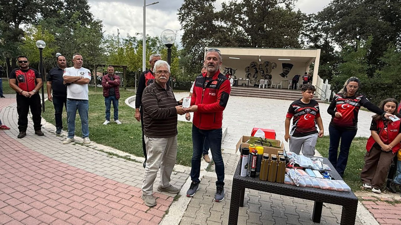 Motosiklet tutkunlarından pilav etkinliği - Resim: 5