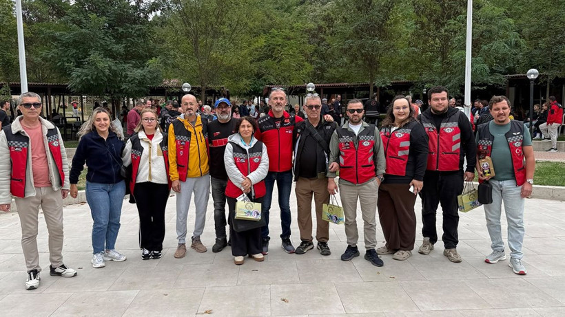 Motosiklet tutkunlarından pilav etkinliği - Resim: 1