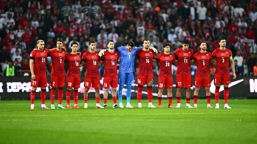 Ahmet Çakar Milli Takım'ı yerden yere vurdu: “İtalya içimizden geçti” - Resim: 9