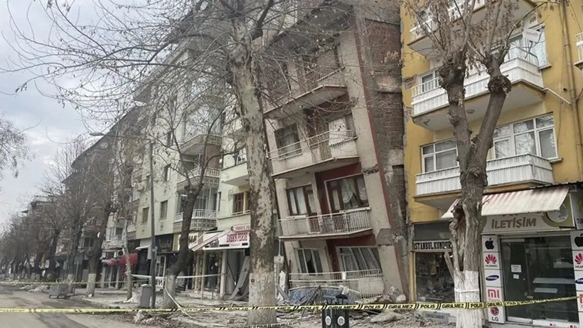 9 kişinin hayatını kaybettiği Madencioğlu Apartmanı davasında karar çıktı - Resim : 1