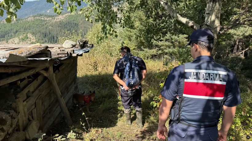 Artvin'de film sahnelerini aratmayan av: Cani adam 30 yıl sonra ininden çıkarıldı - Resim: 8