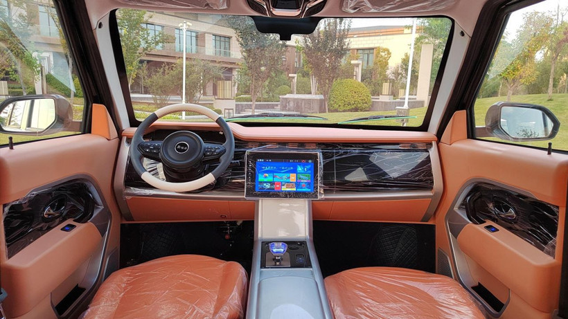 İsveç'te "ehliyetsiz" satılan çakma Range Rover'lara polis engeli - Resim: 4