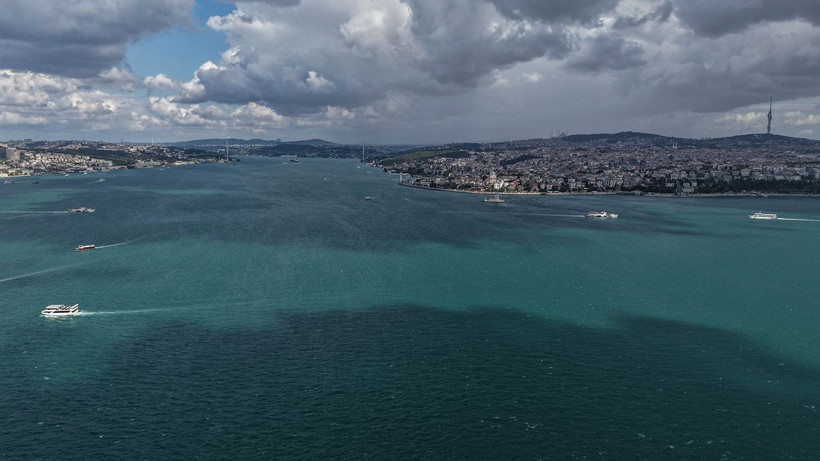 Yağışların ardından biyolojik dönüşüm: İstanbul Boğazı turkuaza büründü - Resim: 7