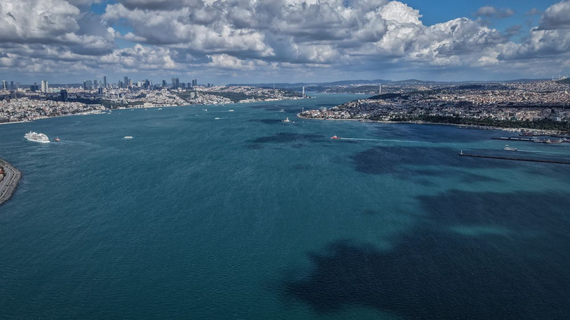 Yağışların ardından biyolojik dönüşüm: İstanbul Boğazı turkuaza büründü - Resim: 6