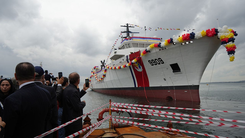 Malezya için inşa edilen 99 metrelik MPMS-1 Kocaeli'de denize indirildi - Resim: 1