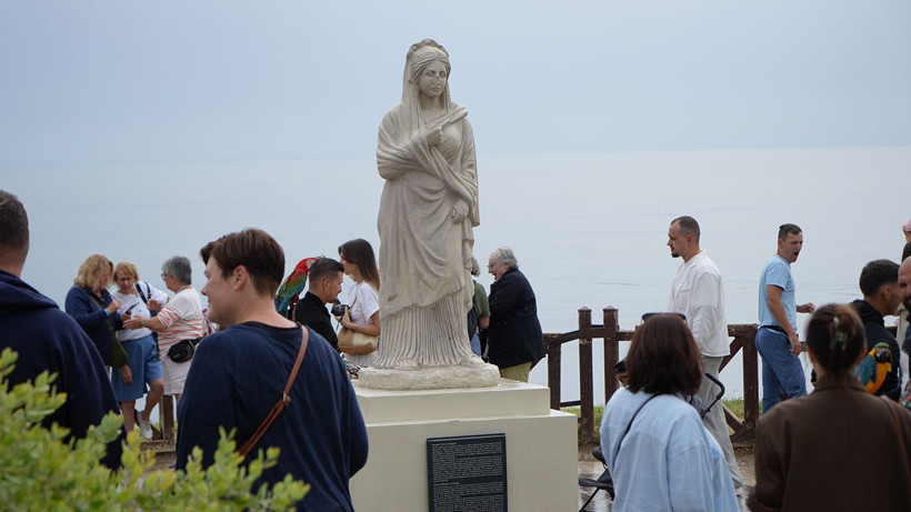 Yağmura aldırış etmeyen turistler Aşağı Düden Şelalesi'ne akın etti - Resim: 2