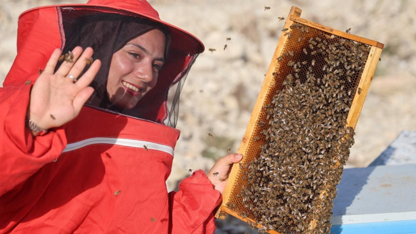 22 yaşında diplomasını aldı, rotasını değiştirdi: 250 ile başladı bine ulaştı - Resim: 1