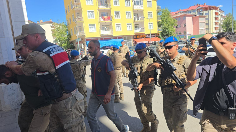 Yakılan evde çifte cinayet düğümü çözülüyor: Elazığ’ı yasa boğan vahşet - Resim: 8