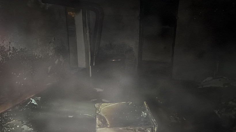 Bolu'daki yangında bir kıvılcım yetti: Mahalle sokağa döküldü - Resim: 8