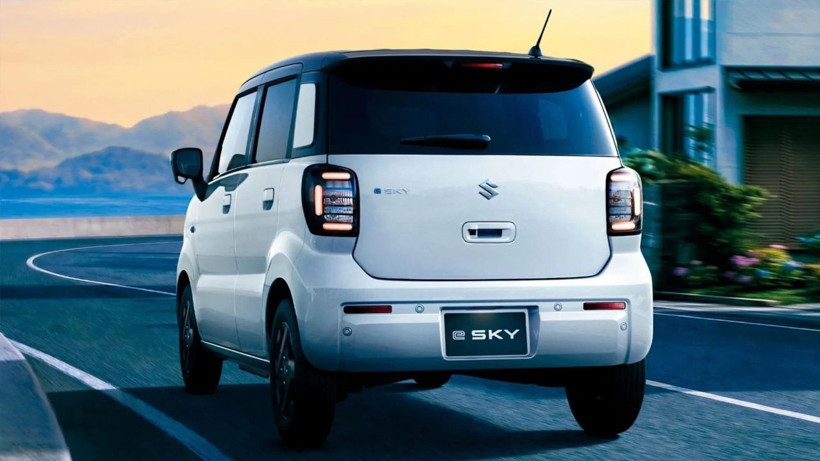 Fiyatı çok ucuz, menzili çok uzun: Suzuki'nin ilk elektrikli canavarı pazarı sallayacak - Resim: 6