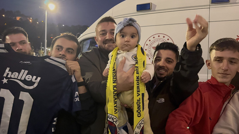 Fenerbahçe Rize'ye geldi: Taraftarlardan coşkulu karşılama - Resim : 2