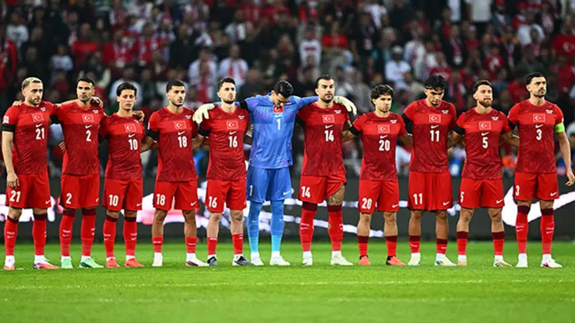 Ümit Özat 'Yüzde 100' diyerek Montella'nın yeni adresini duyurdu - Resim: 7