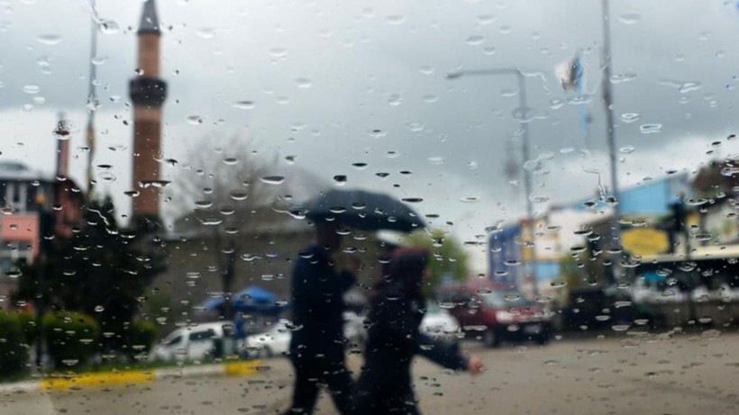 Meteoroloji uyardı: 9 ilde yoğun toz taşınımı, birçok bölgede sağanak - Resim: 11